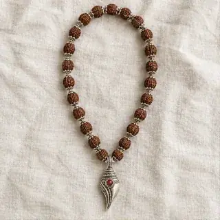 Divya Shankh Rudraksha Mala Shankh Rudraksha Mala natural Vedic gemstone
